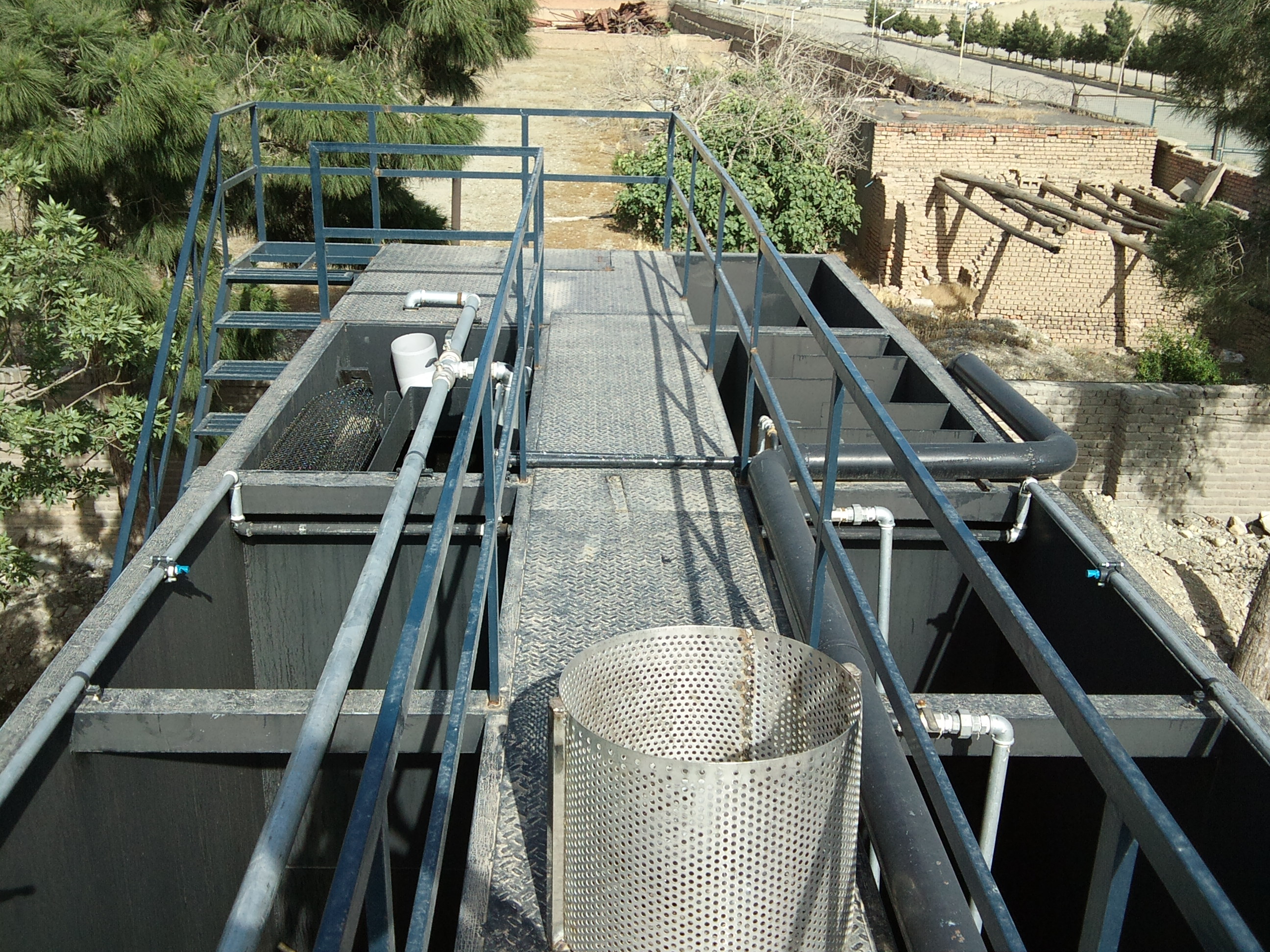 احداث تصفیه خانه فاضلاب محتمع صنایع آموزشی